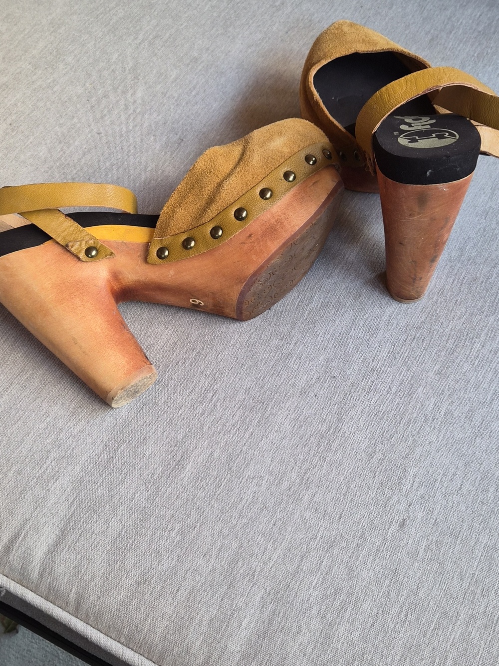 Flogg Suede Platform Boho Heels - Picture 5 of 5